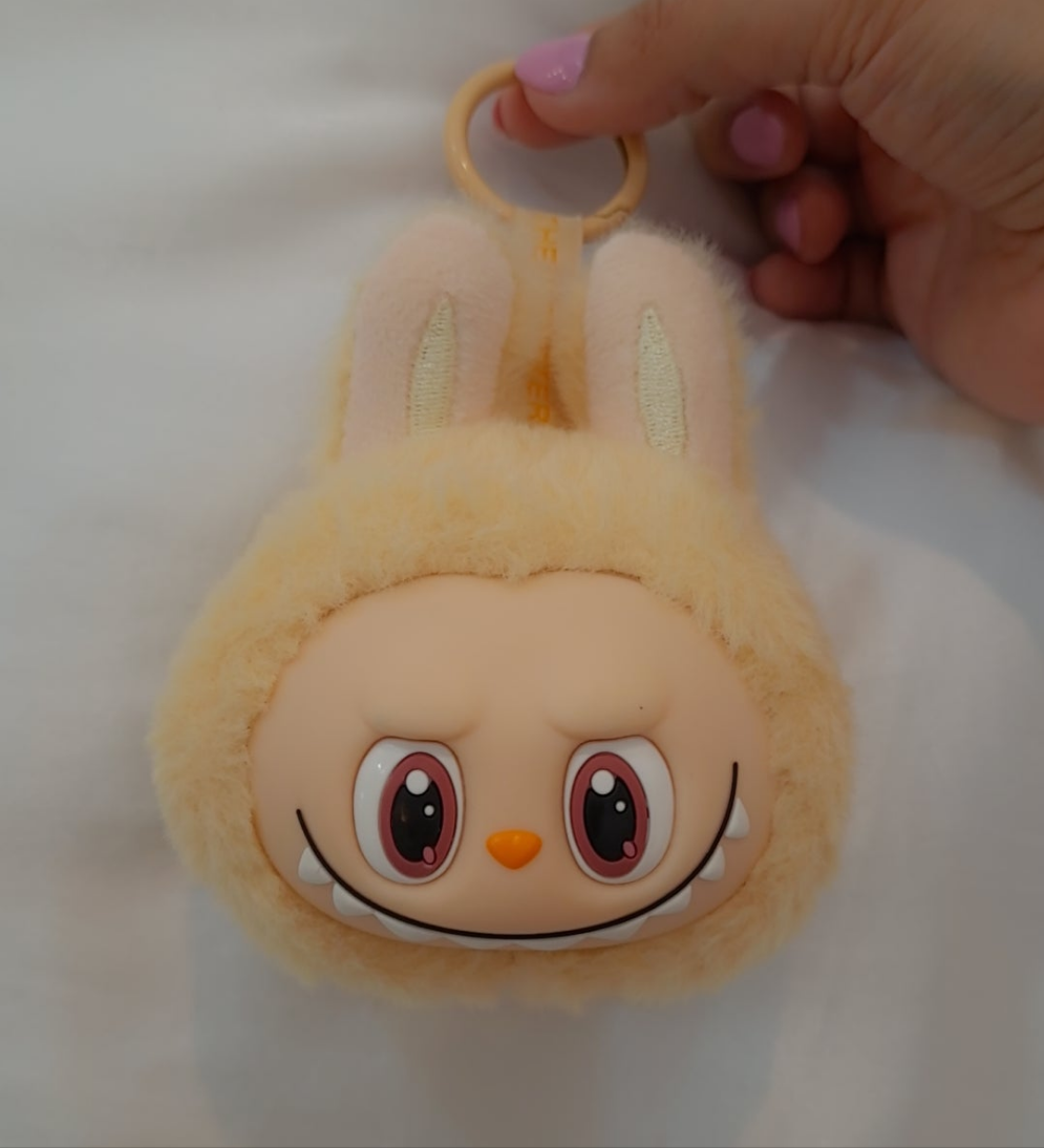 ميداليه لابوبو labubu
