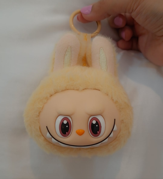 ميداليه لابوبو labubu