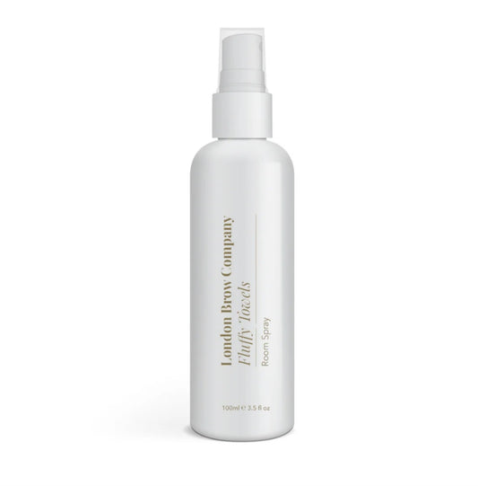 Room spray Spice Apple 100ml معطر منزلي تفاح&سبايس  من London brow